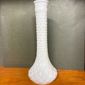 Vintage Elegant White Milk Glass Diamond Textured Bud Vase